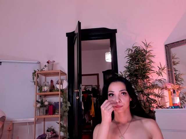 Sex chat gratuit in direct cu ingridblondy94 pe BongaCams