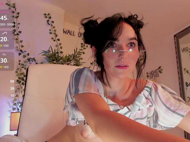 Moona-One live webcam show