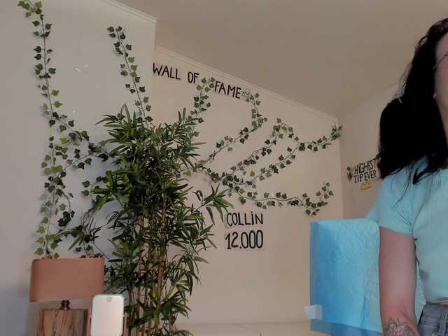 ingridblondy94 live cam