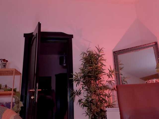 ingridblondy94 live webcam show