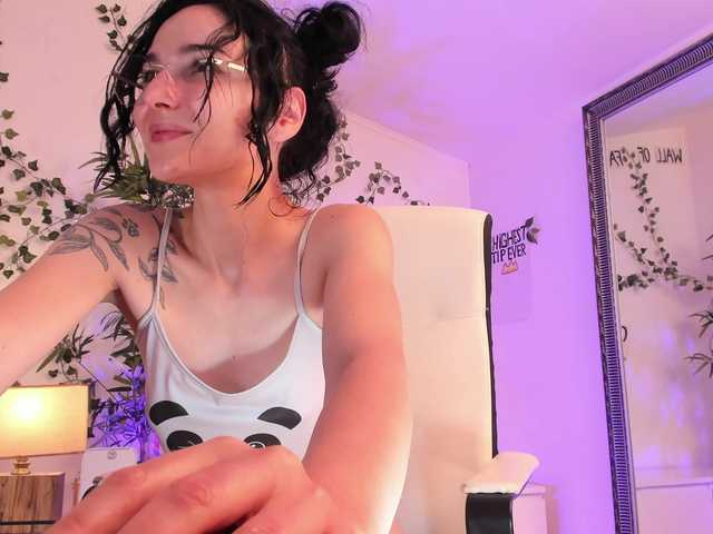 Sex chat gratuit in direct cu ingridblondy94 pe BongaCams