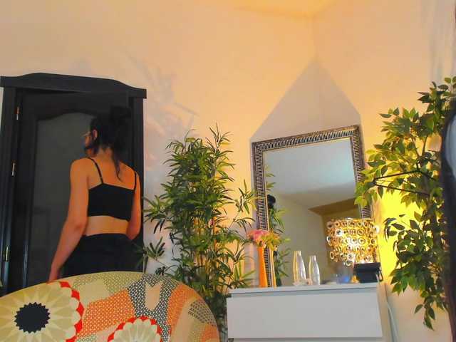 ingridblondy94 live webcam show