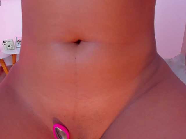 AmandaConner live cam on BongaCams