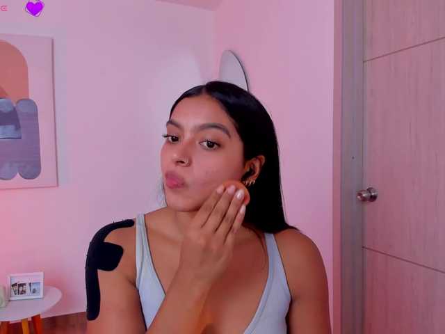 AmandaConner live cam on BongaCams