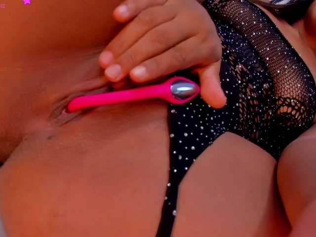 AmandaConner live cam on BongaCams