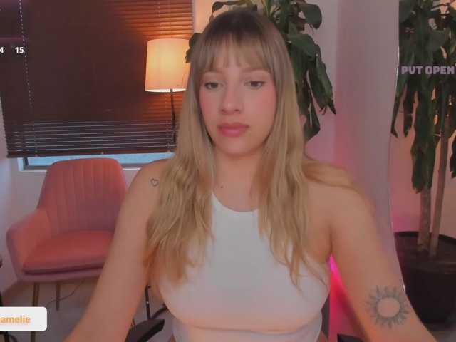 ameliegraham live cam on BongaCams