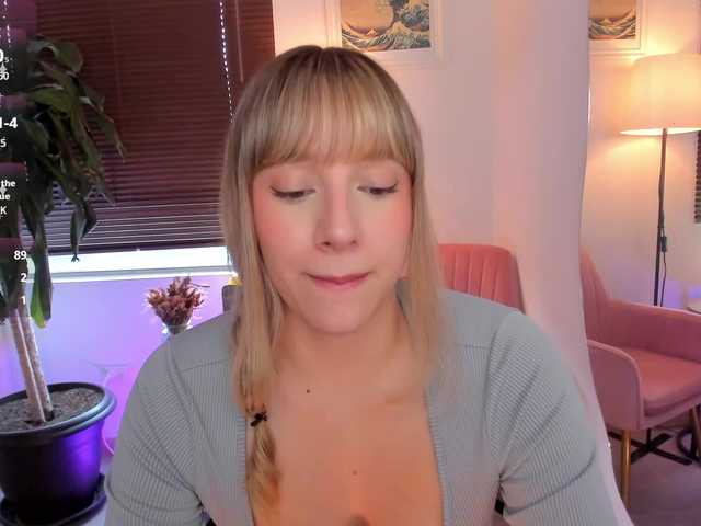ameliegraham live cam on BongaCams