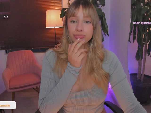 ameliegraham live cam on BongaCams