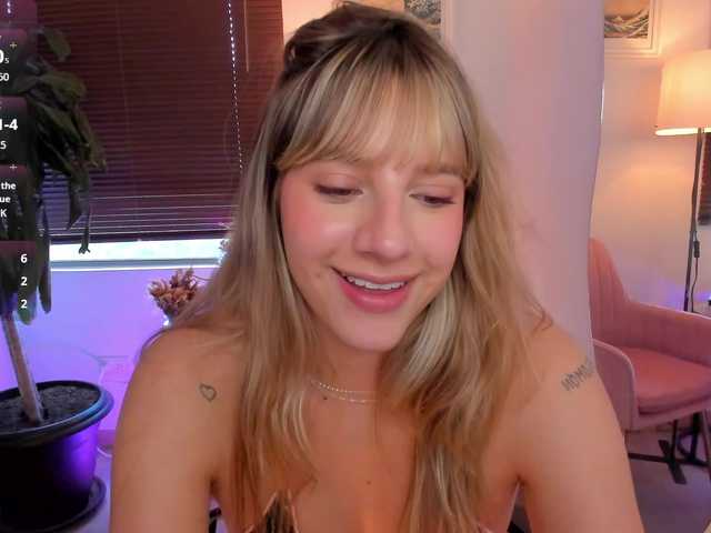 ameliegraham live cam on BongaCams