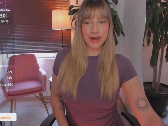 ameliegraham live cam on BongaCams