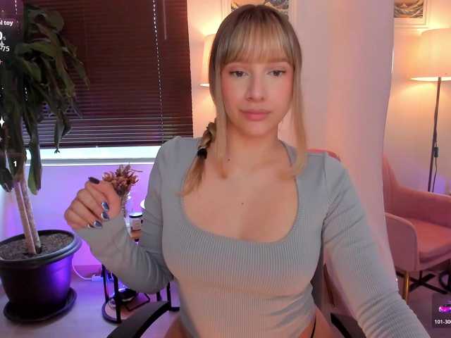 ameliegraham live cam on BongaCams