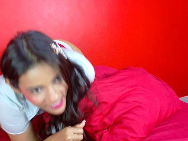 farianaall live cam on BongaCams
