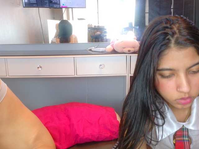 farianaall live cam on BongaCams