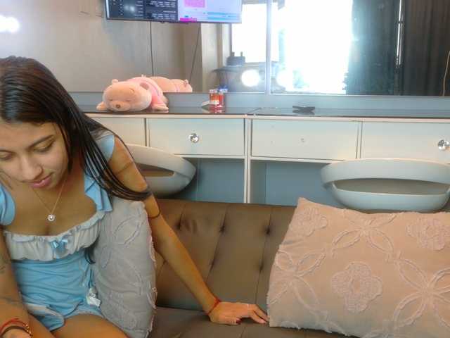 farianaall live cam on BongaCams