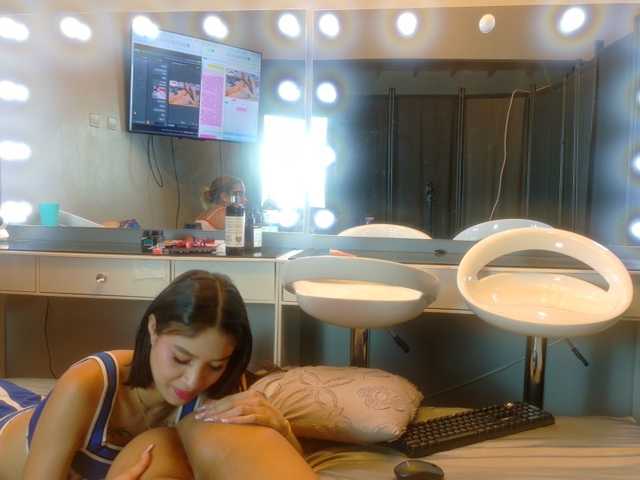 farianaall live cam on BongaCams