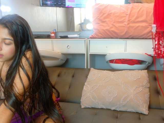 farianaall live cam on BongaCams