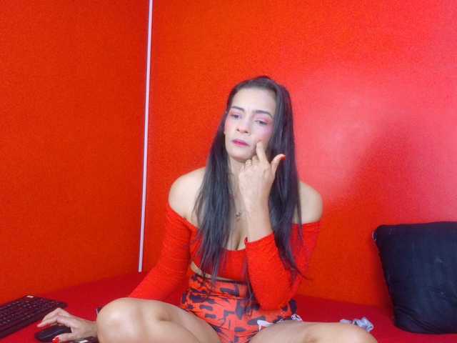 farianaall live cam on BongaCams