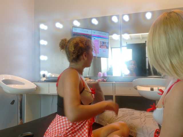 farianaall live cam on BongaCams