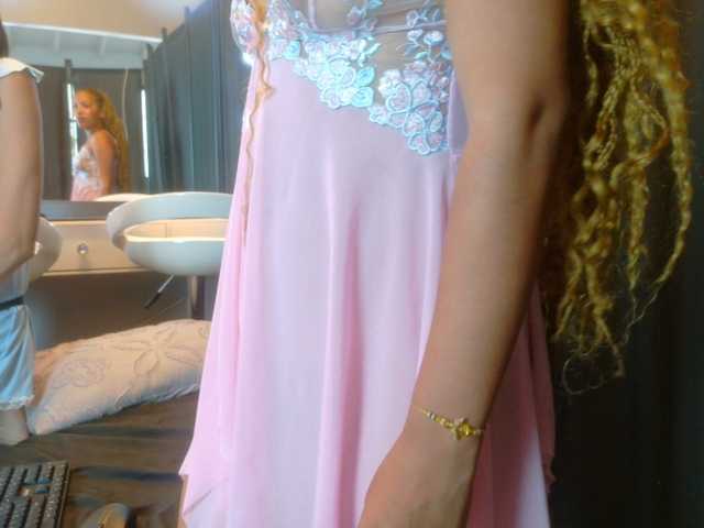 farianaall live cam on BongaCams