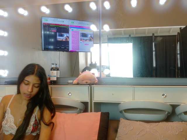 farianaall live cam on BongaCams