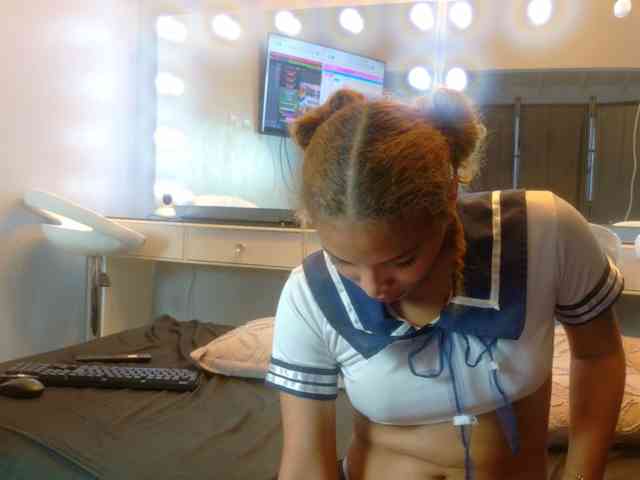 Modelo: farianaall