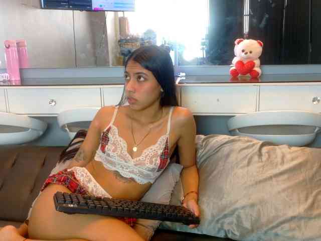 farianaall webcam