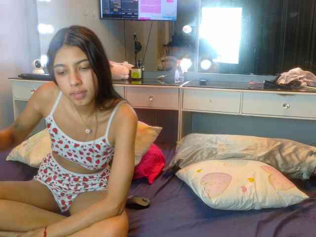 Modelo: farianaall