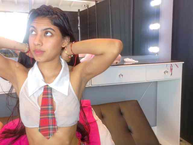 farianaall webcam