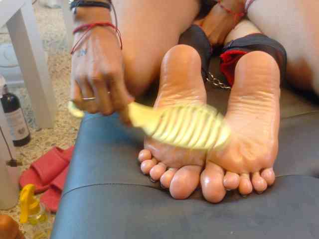 Modelo: farianaall