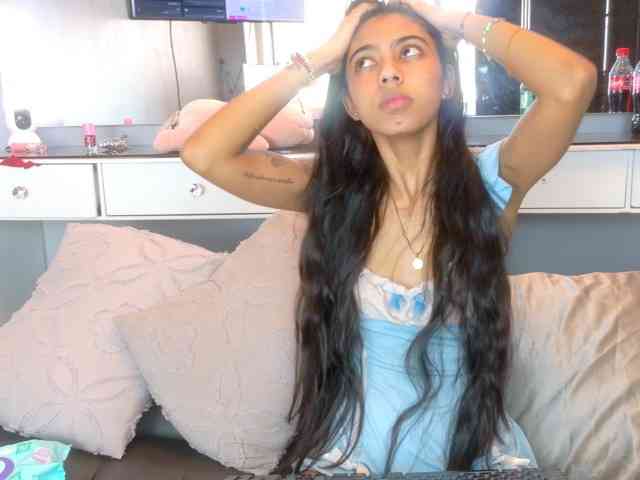 Modelo: farianaall