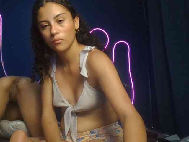 farianaall webcam