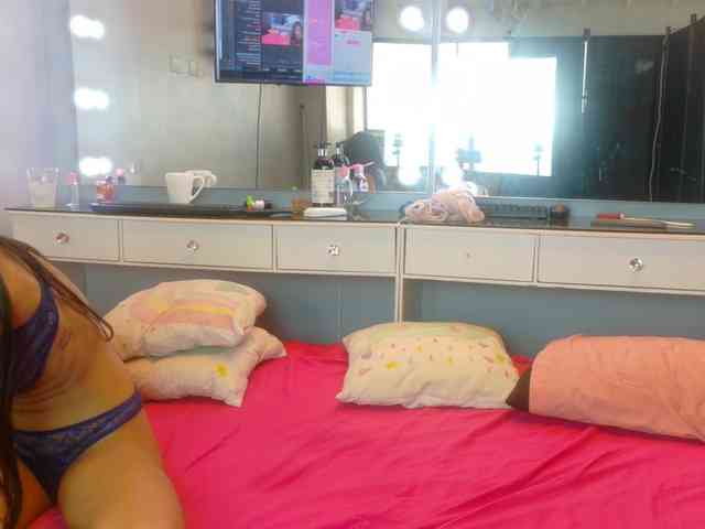farianaall webcam