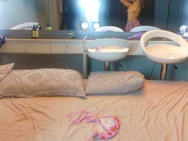 farianaall webcam
