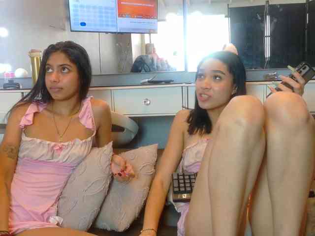 farianaall's live room