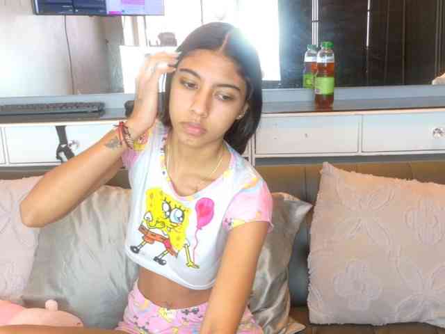 farianaall webcam