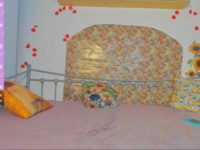 ElizaLizz live cam on BongaCams