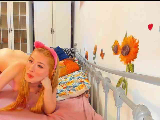 lizzyjordans webcam