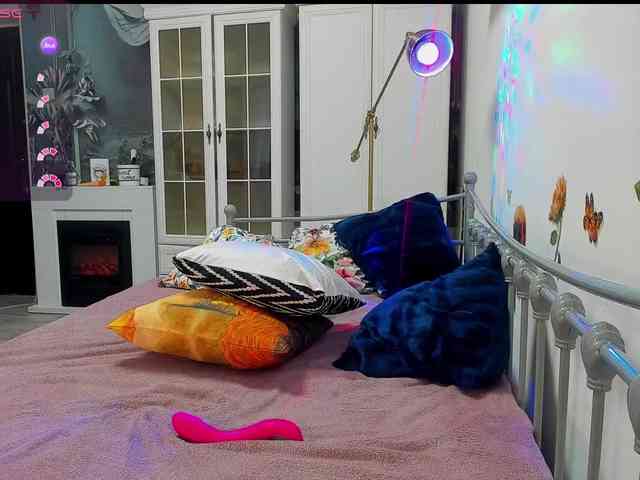 lizzyjordans webcam