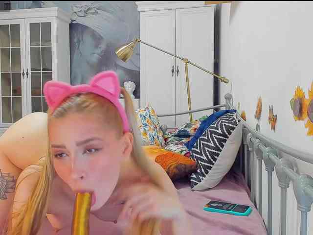 lizzyjordans webcam