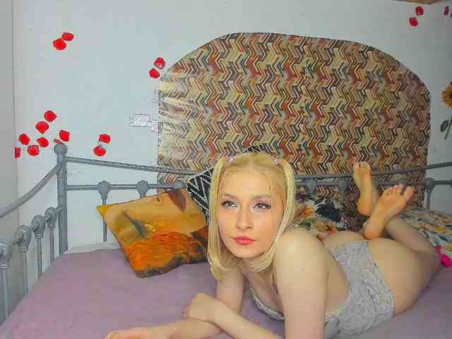 lizzyjordans webcam