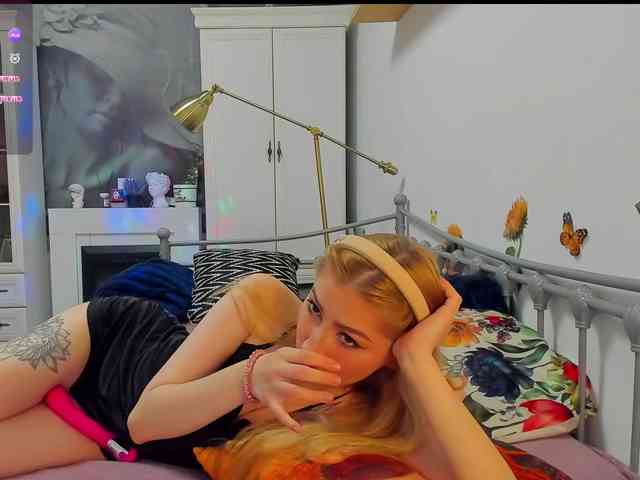 lizzyjordans webcam