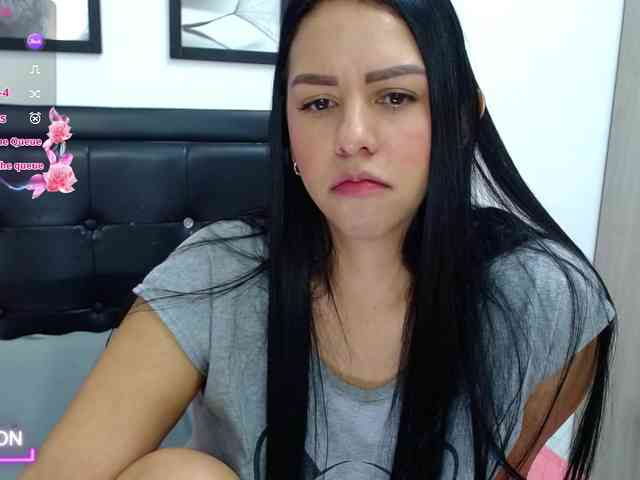 KELLY_JONESS webcam