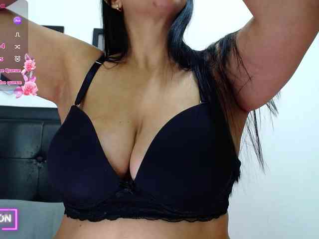 KELLY_JONESS webcam