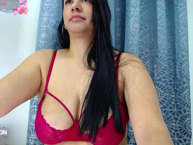 KELLY_JONESS webcam