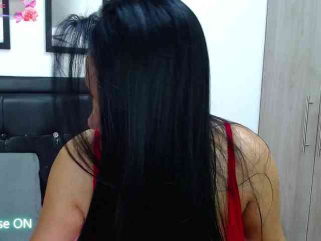 KELLY_JONESS webcam