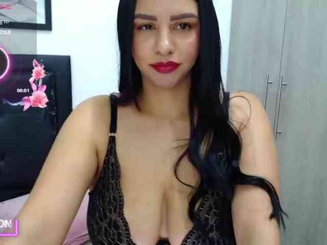 KELLY_JONESS webcam