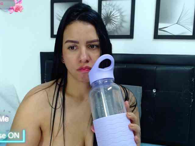 kelly-joness webcam
