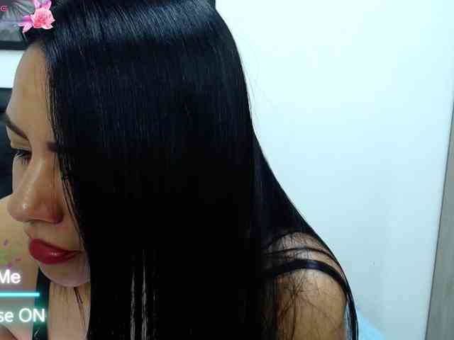 kelly-joness webcam