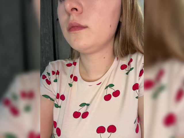 Peach--Alice's BongaCams show and profile