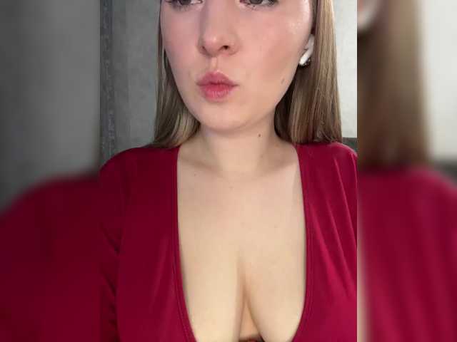 AlinaRay webcam